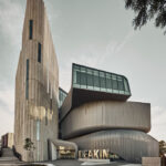 deakin law building by woods bagot